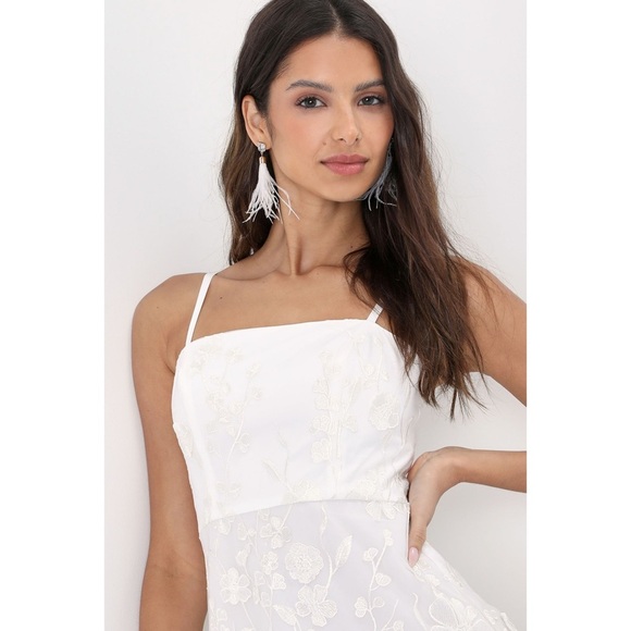 NWT LULUS Floral Embroidered Applique Square Neck Sleeveless Fit & Flare Dress M - Picture 4 of 5